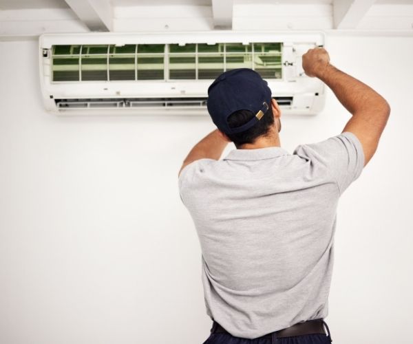 Home AC Cleaning vs. Duct Cleaning: Understanding the Difference
