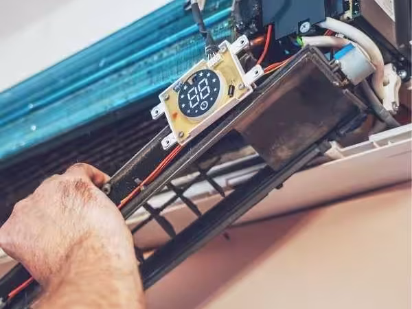 Common AC Problems We Fix in Pinellas Park Homes